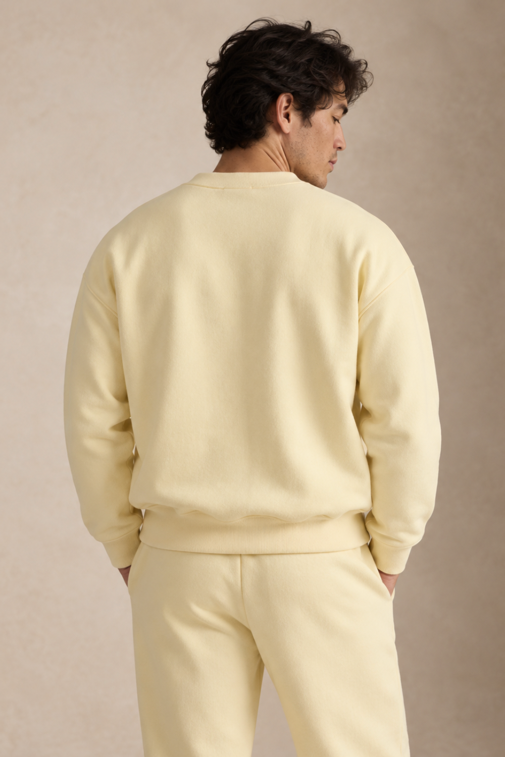 HEAVYWEIGHT FLEECE CREWNECK